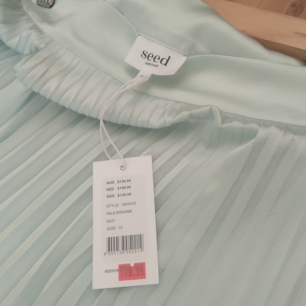 BNWT Seed Heritage pale mint pleated midi skirt size 10 - Picture 2 of 8